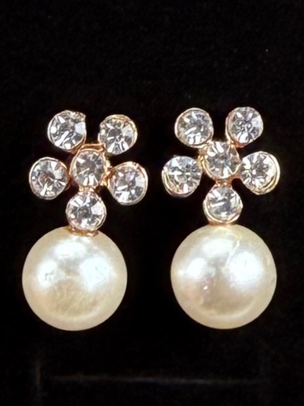 Vintage flower bling, faux pearl pierced earrings